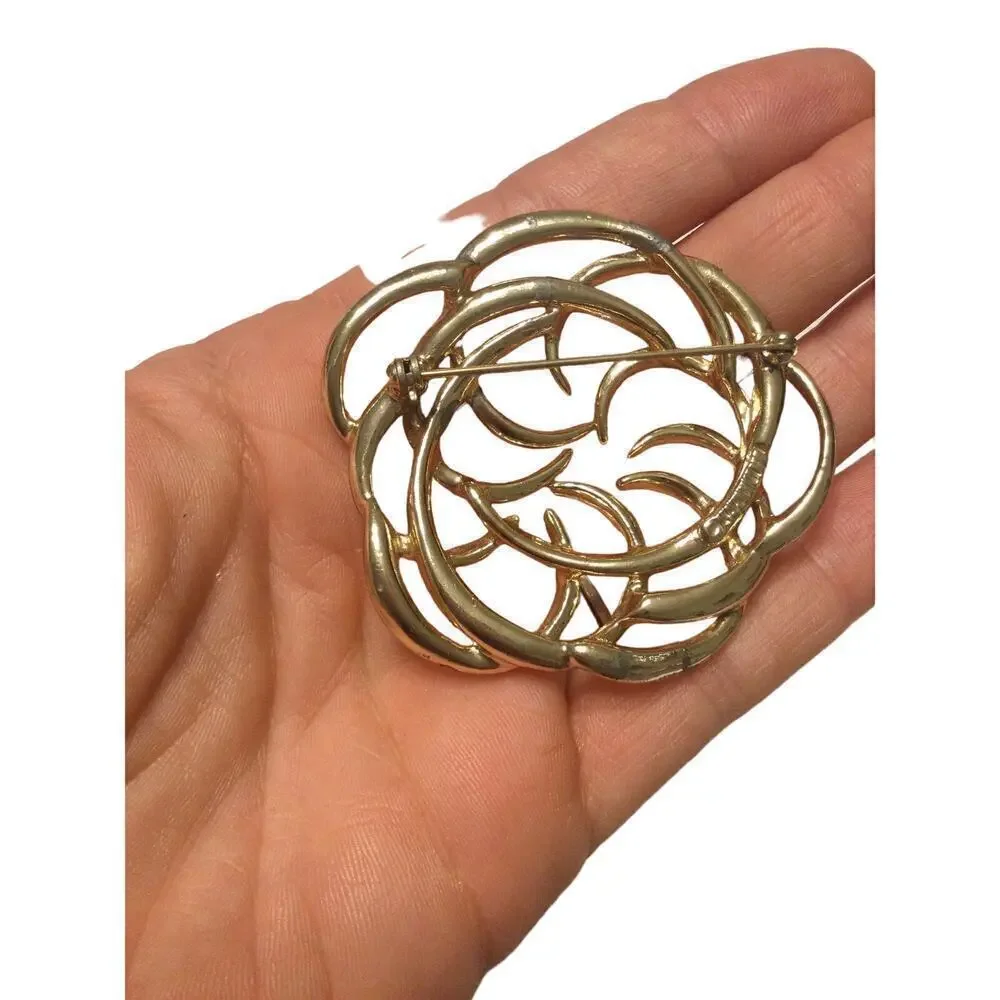 Vintage Sarah Coventry tailored swirl brooch gold tone‎ pin signed MCM retro 2